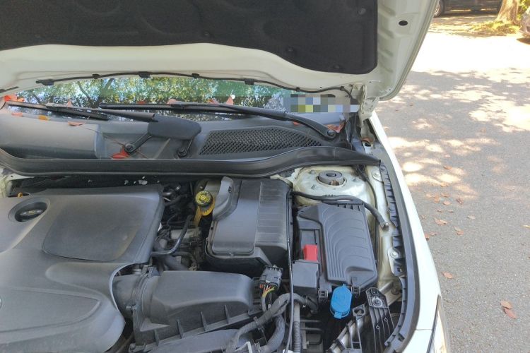 Used Mercedes-Benz CLA 2018 CLA 220 4MATIC Engine Bay Left