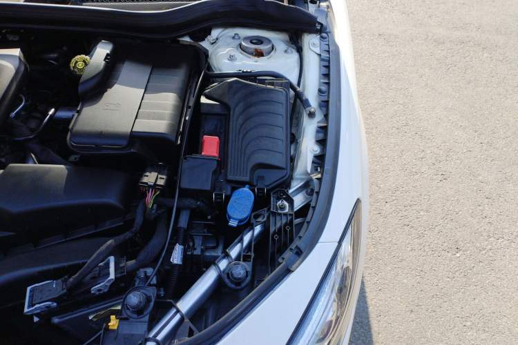 Used Mercedes-Benz CLA 2018 CLA 220 4MATIC Engine Bay Left