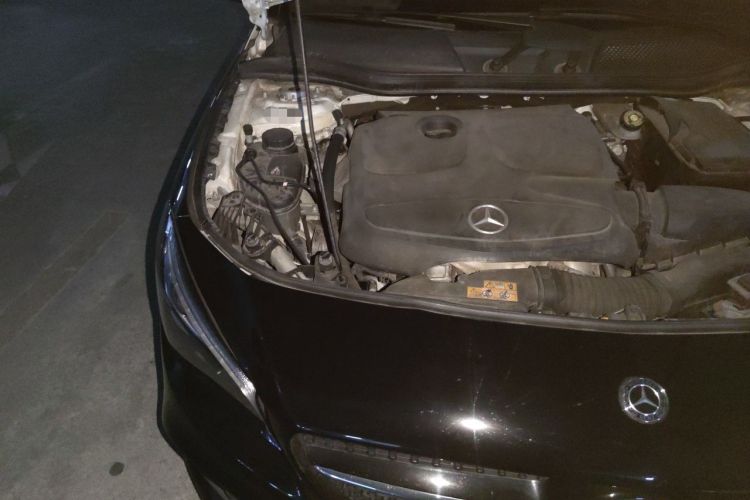 Used Mercedes-Benz CLA 2018 CLA 220 4MATIC Engine Bay Right