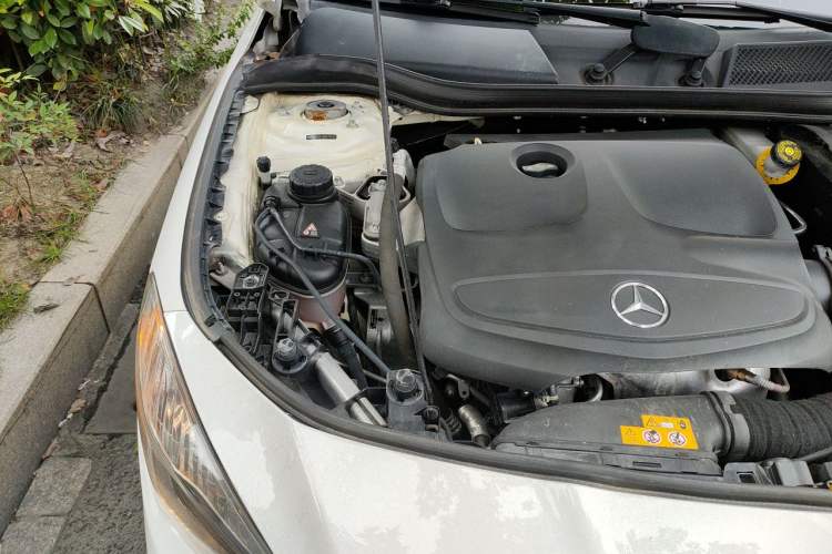Used Mercedes-Benz CLA 2018 CLA 200 Sport Edition Engine Bay Right