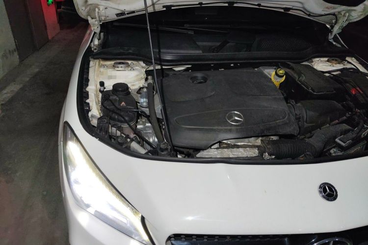 Used Mercedes-Benz CLA 2018 CLA 220 4MATIC Engine Bay Right
