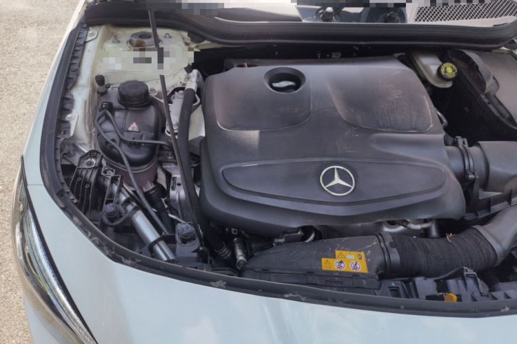 Used Mercedes-Benz CLA 2018 CLA 220 4MATIC Engine Bay Right