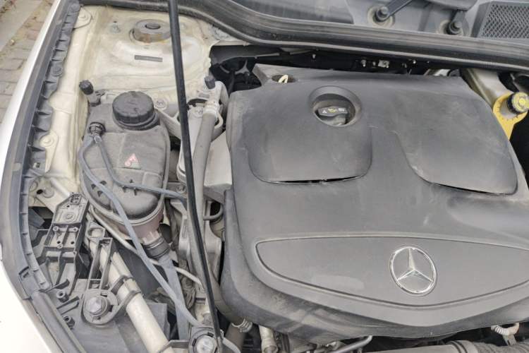 Used Mercedes-Benz CLA 2018 CLA 200 Sport Edition Engine Bay Right