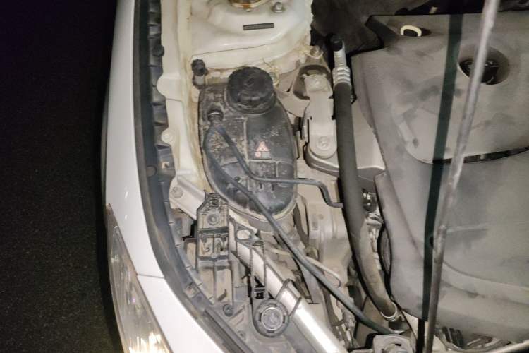 Used Mercedes-Benz CLA 2018 CLA 200 Sport Edition Engine Bay Right