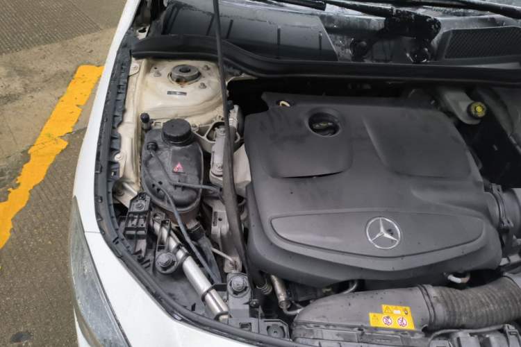 Used Mercedes-Benz CLA 2018 CLA 200 Sport Edition Engine Bay Right