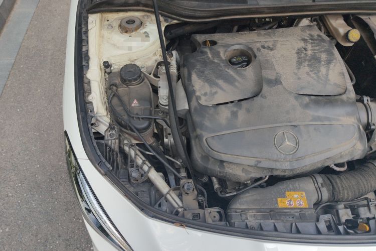 Used Mercedes-Benz CLA 2018 CLA 220 4MATIC Engine Bay Right