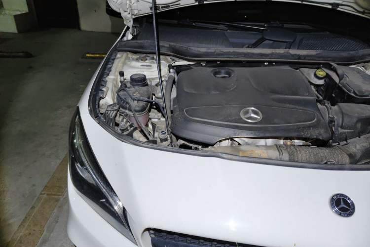 Used Mercedes-Benz CLA 2018 CLA 220 4MATIC Engine Bay Right