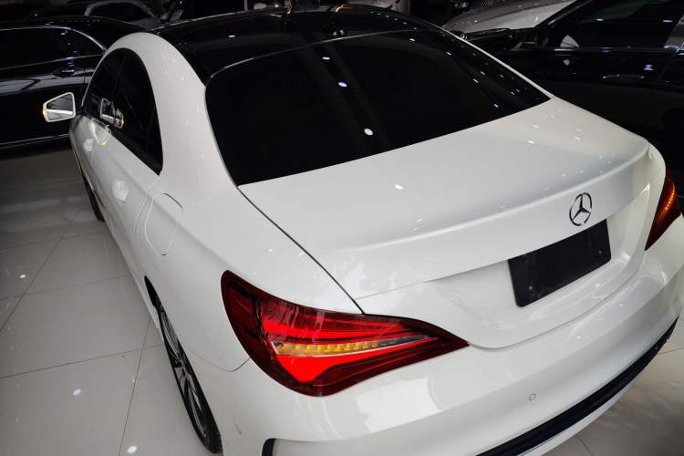 Used Mercedes-Benz CLA 2018 CLA 200 Style Edition Exterior 2
