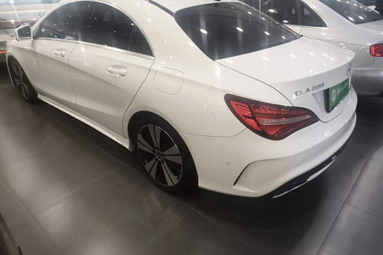 Used Mercedes-Benz CLA 2018 CLA 200 Style Edition Exterior 2