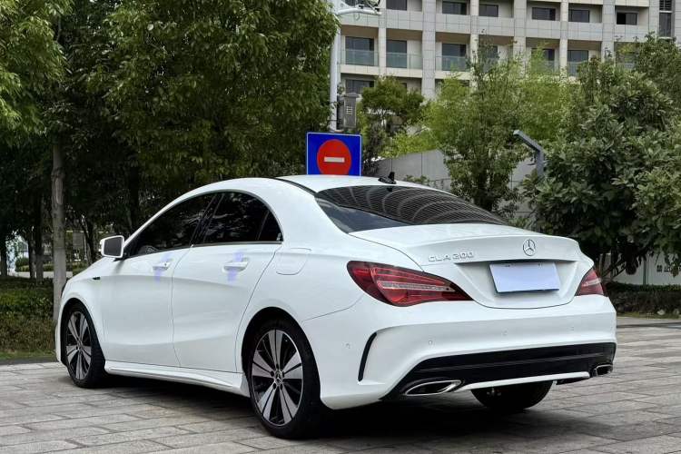 Used Mercedes-Benz CLA 2018 CLA 200 Style Edition Exterior 3