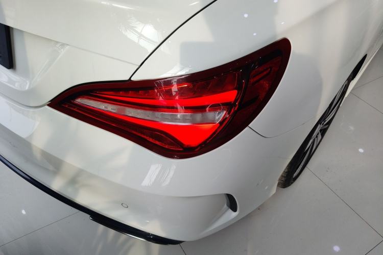 Used Mercedes-Benz CLA 2018 CLA 200 Style Edition Exterior 3