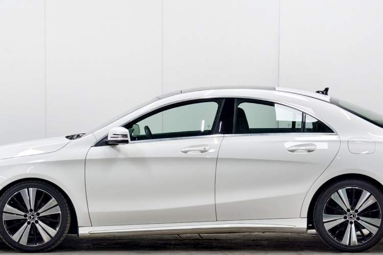 Used Mercedes-Benz CLA 2018 CLA 200 Style Edition Exterior 6