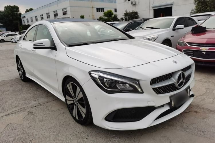 Used Mercedes-Benz CLA 2018 CLA 200 Style Edition Front Right 45 Deg