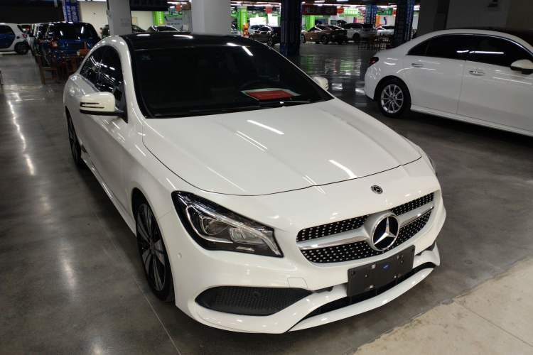 Used Mercedes-Benz CLA 2018 CLA 200 Style Edition Front Right 45 Deg