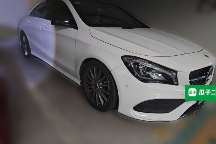 Used Mercedes-Benz CLA 2018 CLA 220 4MATIC Front Right 45 Deg
