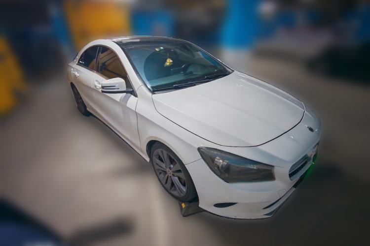Used Mercedes-Benz CLA 2018 CLA 200 Sport Edition Front Right 45 Deg