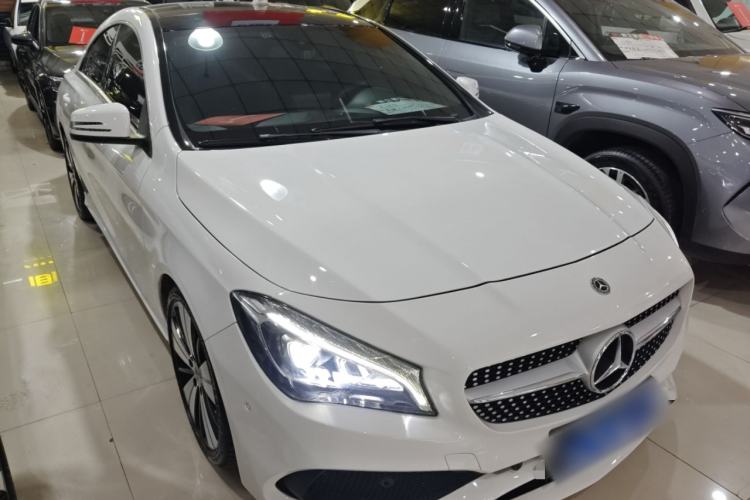 Used Mercedes-Benz CLA 2018 CLA 200 Style Edition Front Right 45 Deg
