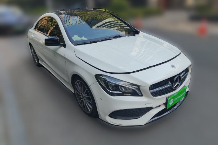 Used Mercedes-Benz CLA 2018 CLA 220 4MATIC Front Right 45 Deg