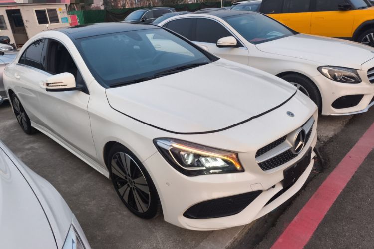 Used Mercedes-Benz CLA 2018 CLA 200 Style Edition Front Right 45 Deg