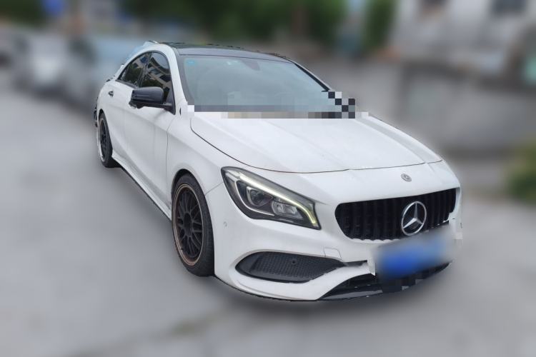 Used Mercedes-Benz CLA 2018 CLA 220 4MATIC Front Right 45 Deg