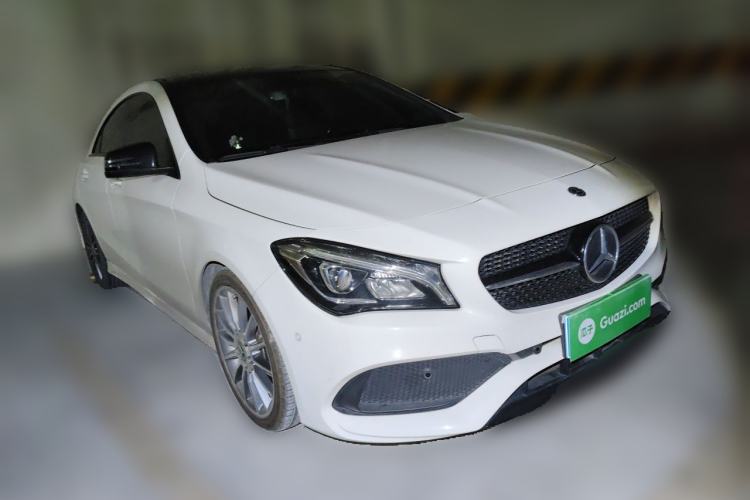 Used Mercedes-Benz CLA 2018 CLA 220 4MATIC Front Right 45 Deg