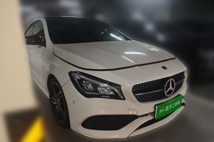 Used Mercedes-Benz CLA 2018 CLA 220 4MATIC Front Right 45 Deg