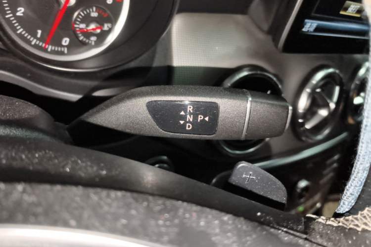Used Mercedes-Benz CLA 2018 CLA 200 Style Edition Gear Lever
