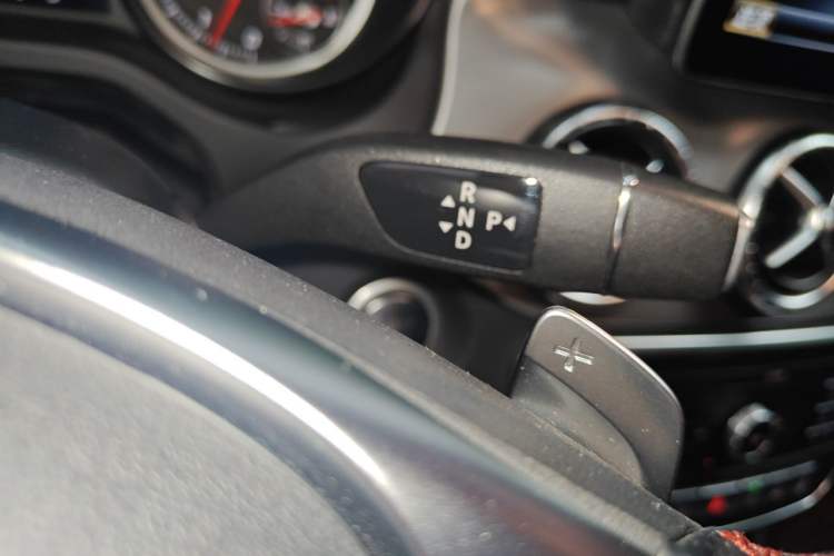 Used Mercedes-Benz CLA 2018 CLA 220 4MATIC Gear Lever