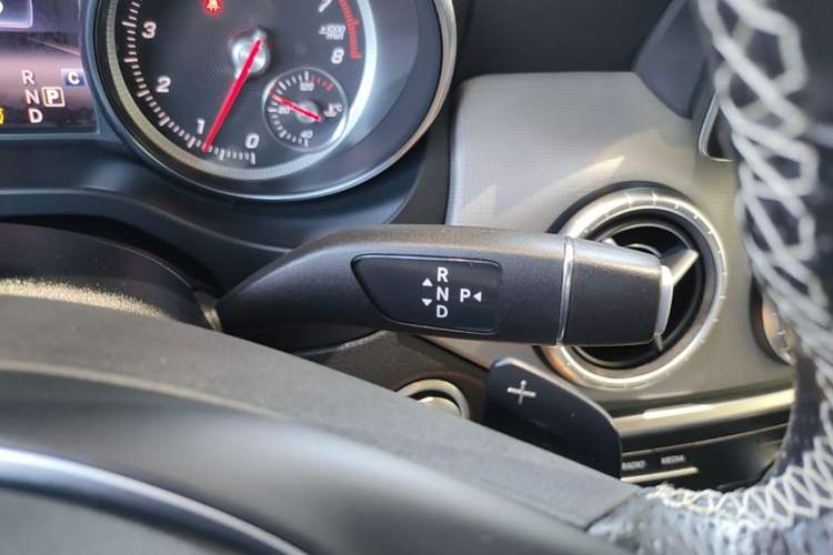 Used Mercedes-Benz CLA 2018 CLA 200 Style Edition Gear Lever