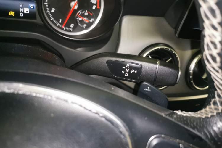 Used Mercedes-Benz CLA 2018 CLA 200 Style Edition Gear Lever