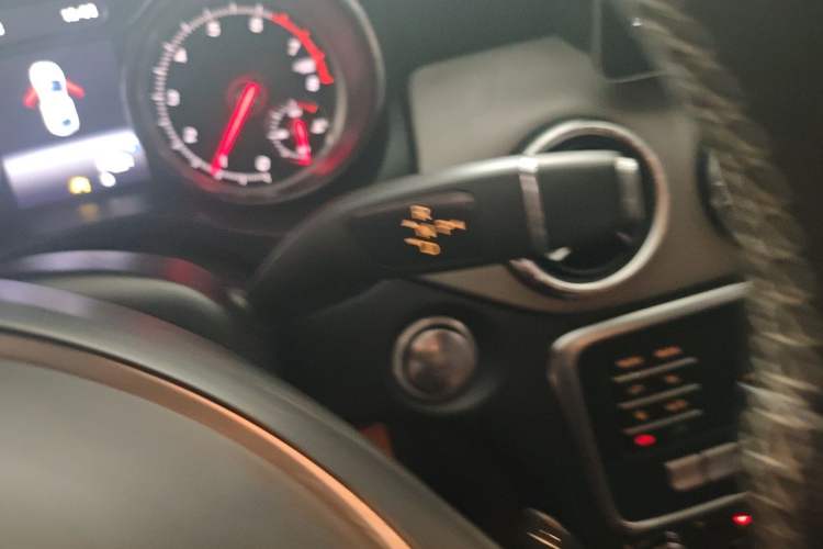 Used Mercedes-Benz CLA 2018 CLA 200 Sport Edition Gear Lever