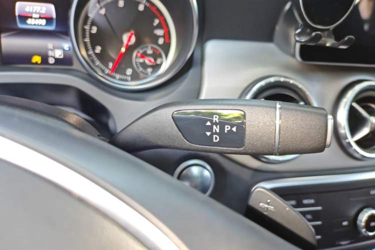 Used Mercedes-Benz CLA 2018 CLA 200 Style Edition Gear Lever