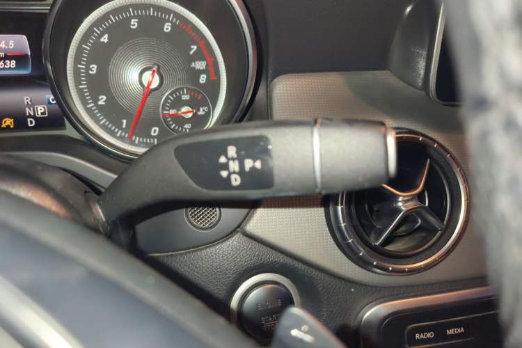 Used Mercedes-Benz CLA 2018 CLA 200 Sport Edition Gear Lever