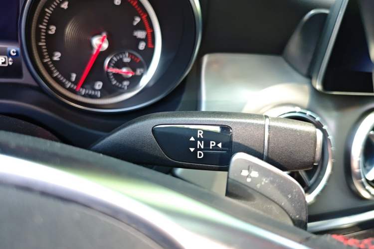 Used Mercedes-Benz CLA 2018 CLA 220 4MATIC Gear Lever