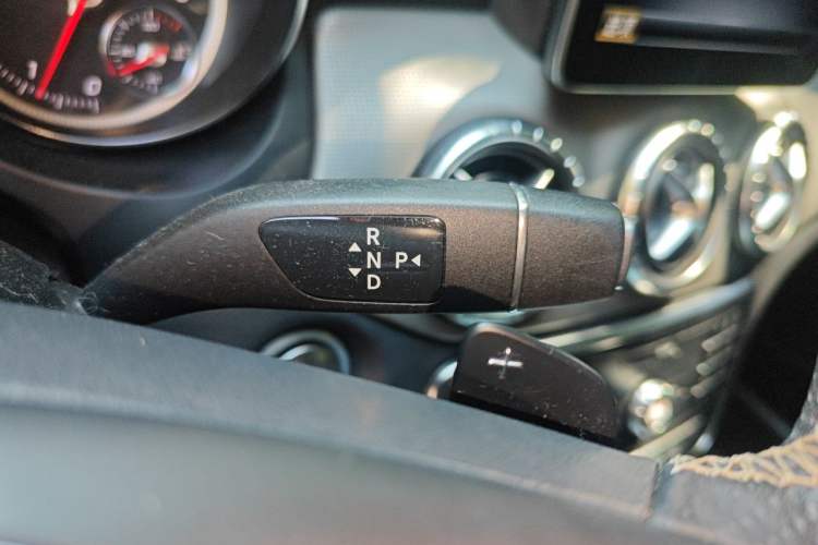 Used Mercedes-Benz CLA 2018 CLA 200 Style Edition Gear Lever