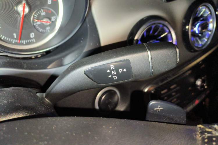 Used Mercedes-Benz CLA 2018 CLA 200 Style Edition Gear Lever
