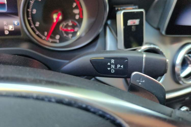 Used Mercedes-Benz CLA 2018 CLA 220 4MATIC Gear Lever