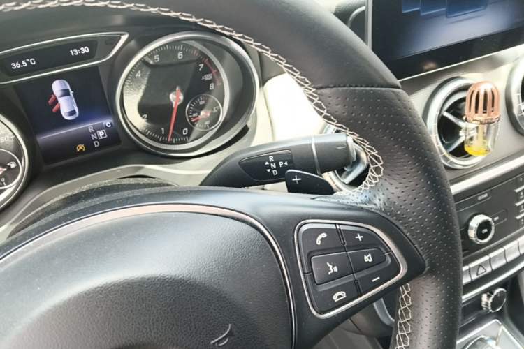 Used Mercedes-Benz CLA 2018 CLA 200 Sport Edition Gear Lever