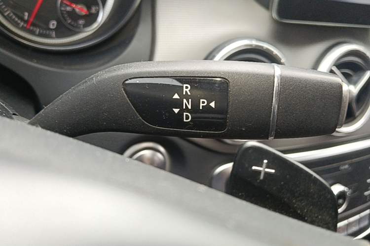 Used Mercedes-Benz CLA 2018 CLA 200 Style Edition Gear Lever