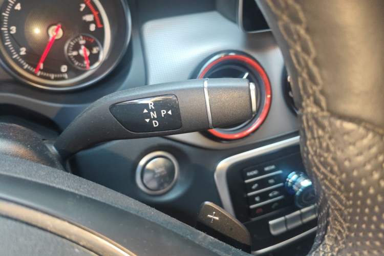 Used Mercedes-Benz CLA 2018 CLA 200 Style Edition Gear Lever