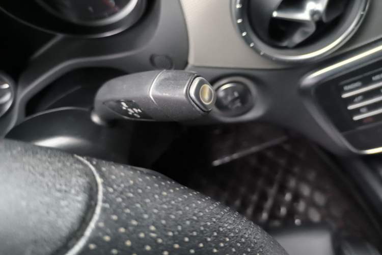 Used Mercedes-Benz CLA 2018 CLA 200 Sport Edition Gear Lever