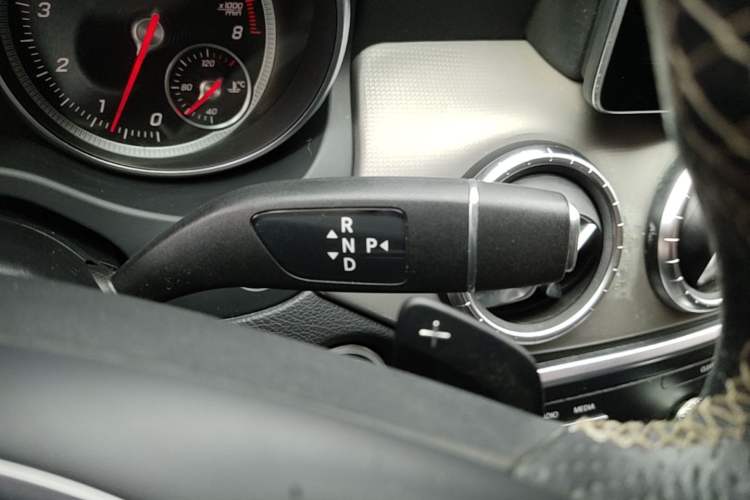 Used Mercedes-Benz CLA 2018 CLA 200 Sport Edition Gear Lever