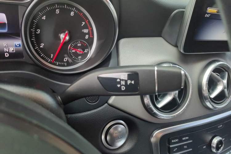 Used Mercedes-Benz CLA 2018 CLA 200 Sport Edition Gear Lever