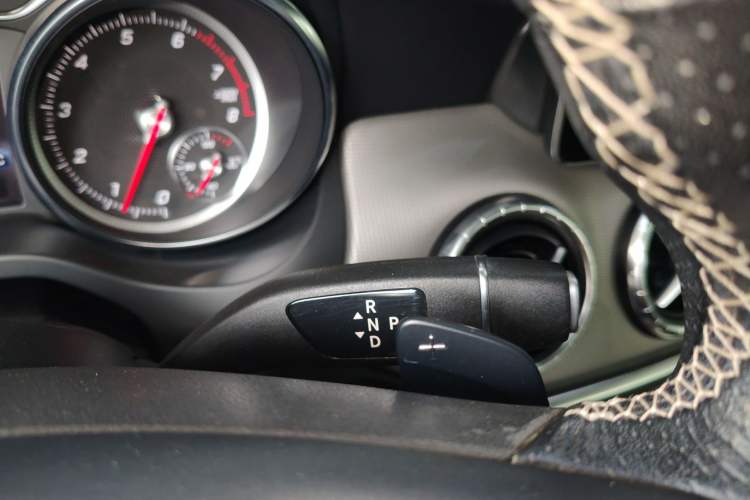 Used Mercedes-Benz CLA 2018 CLA 200 Style Edition Gear Lever