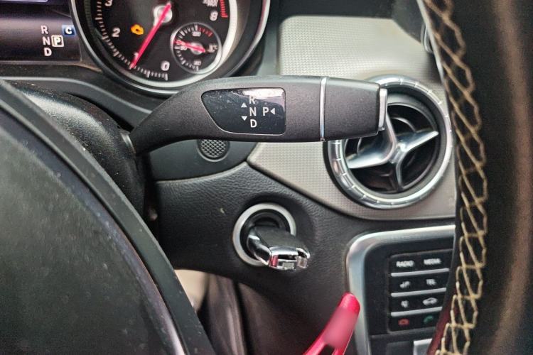 Used Mercedes-Benz CLA 2018 CLA 200 Style Edition Gear Lever
