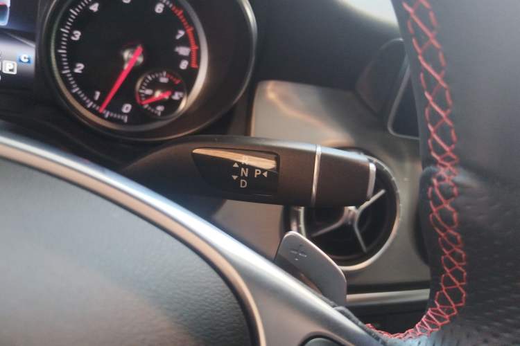 Used Mercedes-Benz CLA 2018 CLA 220 4MATIC Gear Lever