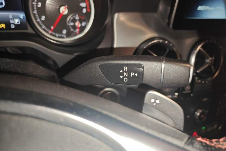 Used Mercedes-Benz CLA 2018 CLA 220 4MATIC Gear Lever