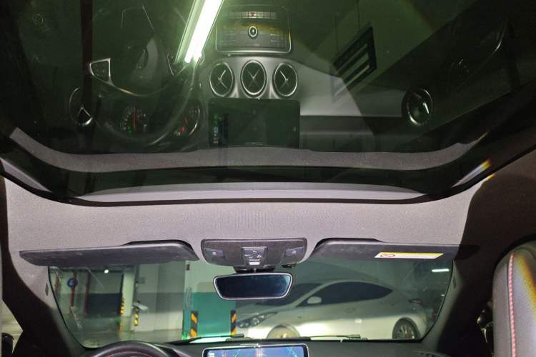 Used Mercedes-Benz CLA 2018 CLA 220 4MATIC Headliner