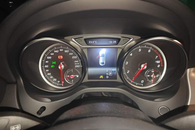 Used Mercedes-Benz CLA 2018 CLA 220 4MATIC Instrument Cluster