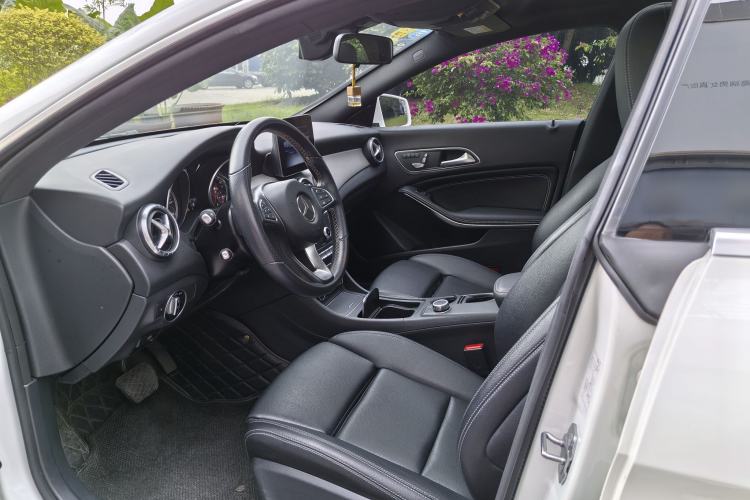 Used Mercedes-Benz CLA 2018 CLA 200 Style Edition Interior 1